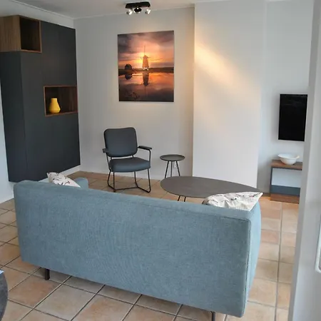 Island Getaway W Bath