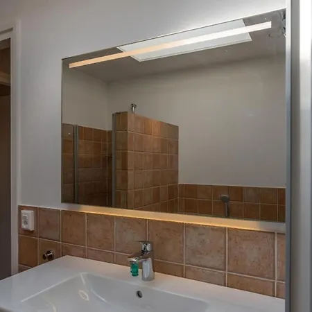 Prázdninový dům Island Getaway W Bath *